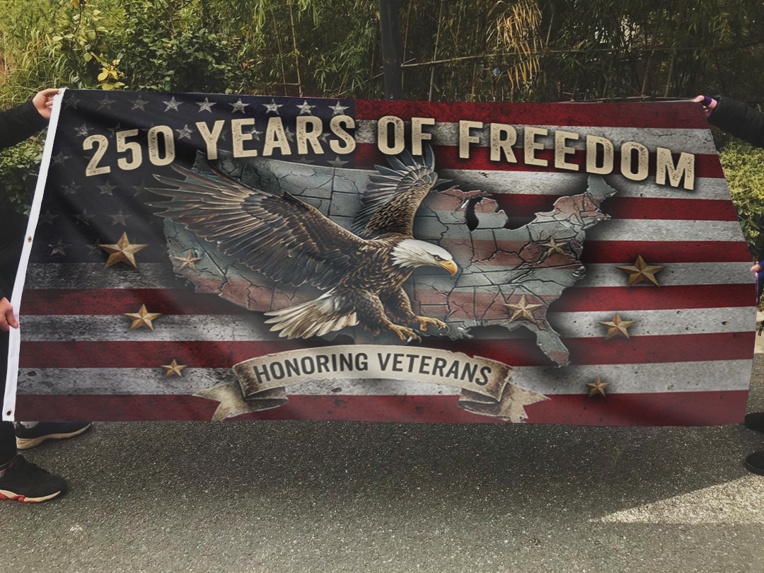 250 Years Sacrifice Freedom Flag