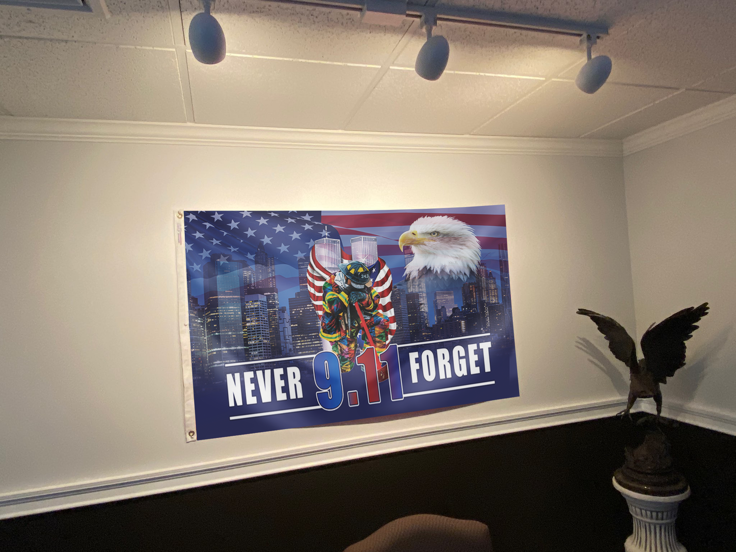 Never Forget Heroes Tribute Flag